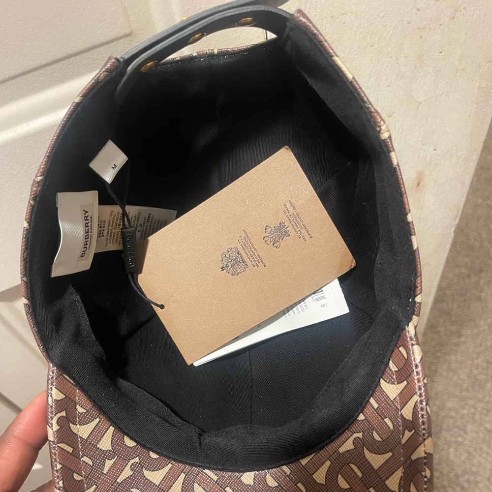 Burberry unisex hats